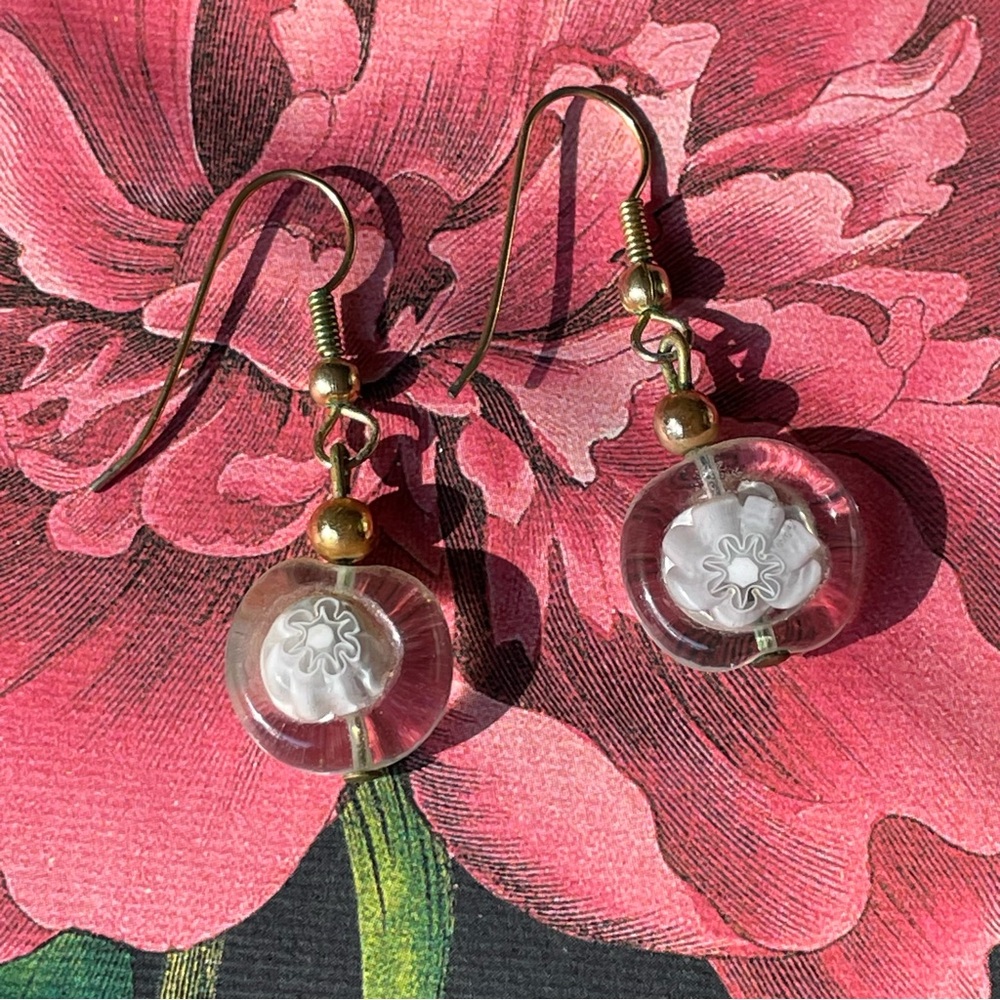 Vtg goldtone & art glass dangle earrings floral center boho festival wilderkind
